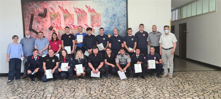 Slika /slike/Galerije/Svečana podjela svjedodžbi 02.07.2021.-1.jpg